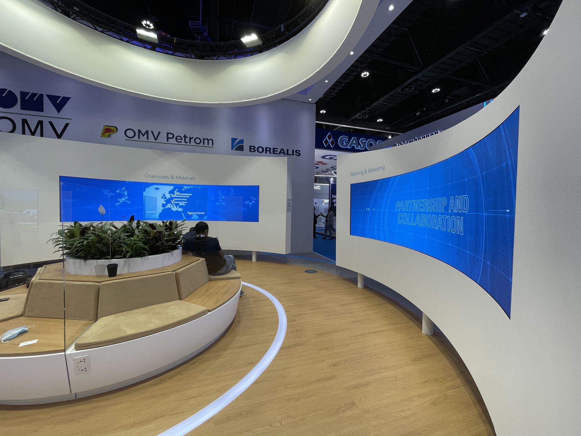 OMV 105 sqm exhibition stand at ADIPEC by Messe.ae