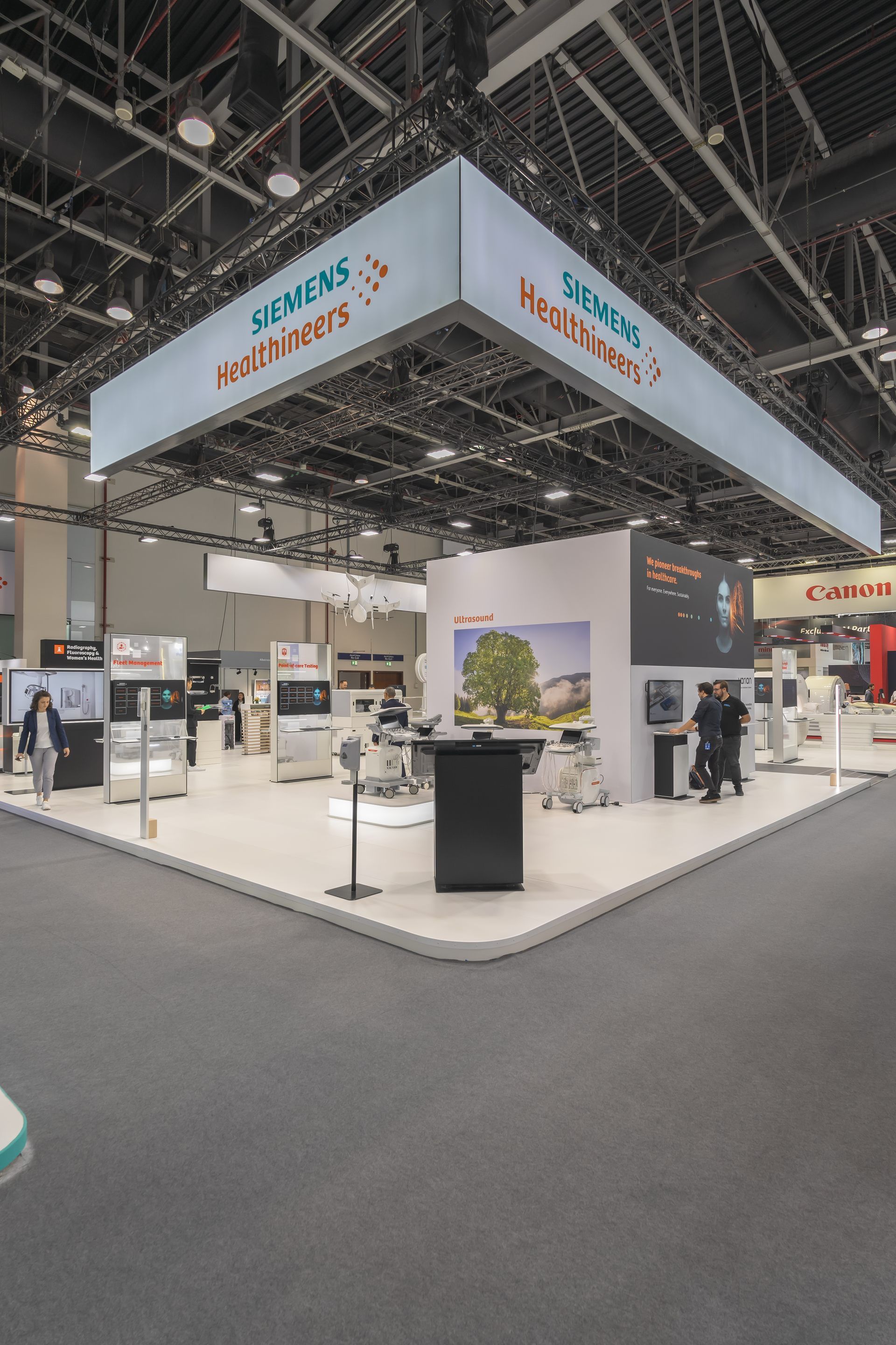 Siemens Healthineers 330 sqm exhibition stand at Arab Health by Messe.ae