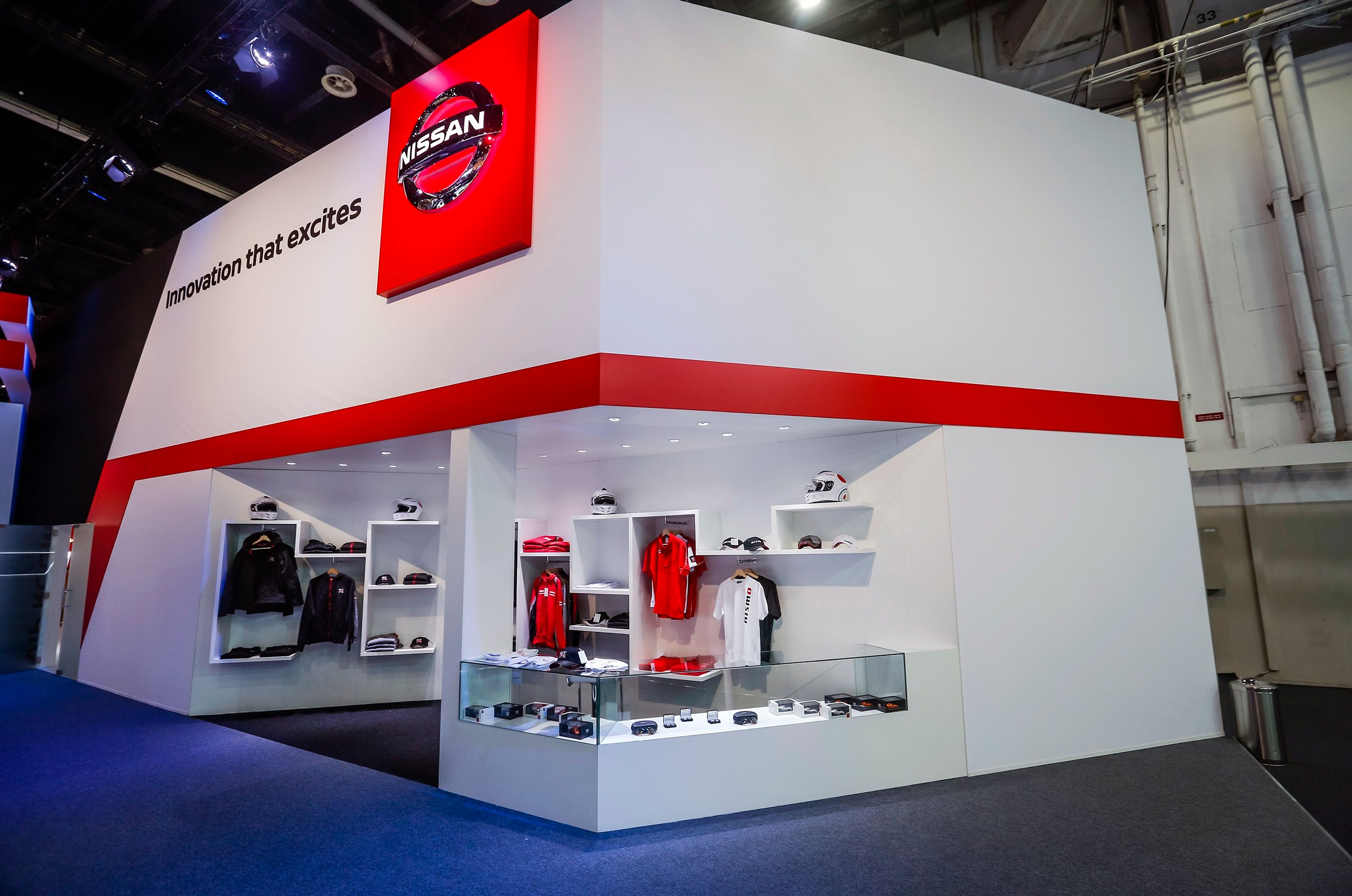 Nissan 1500 sqm exhibition stand at Dubai International Motor Show by Messe.ae