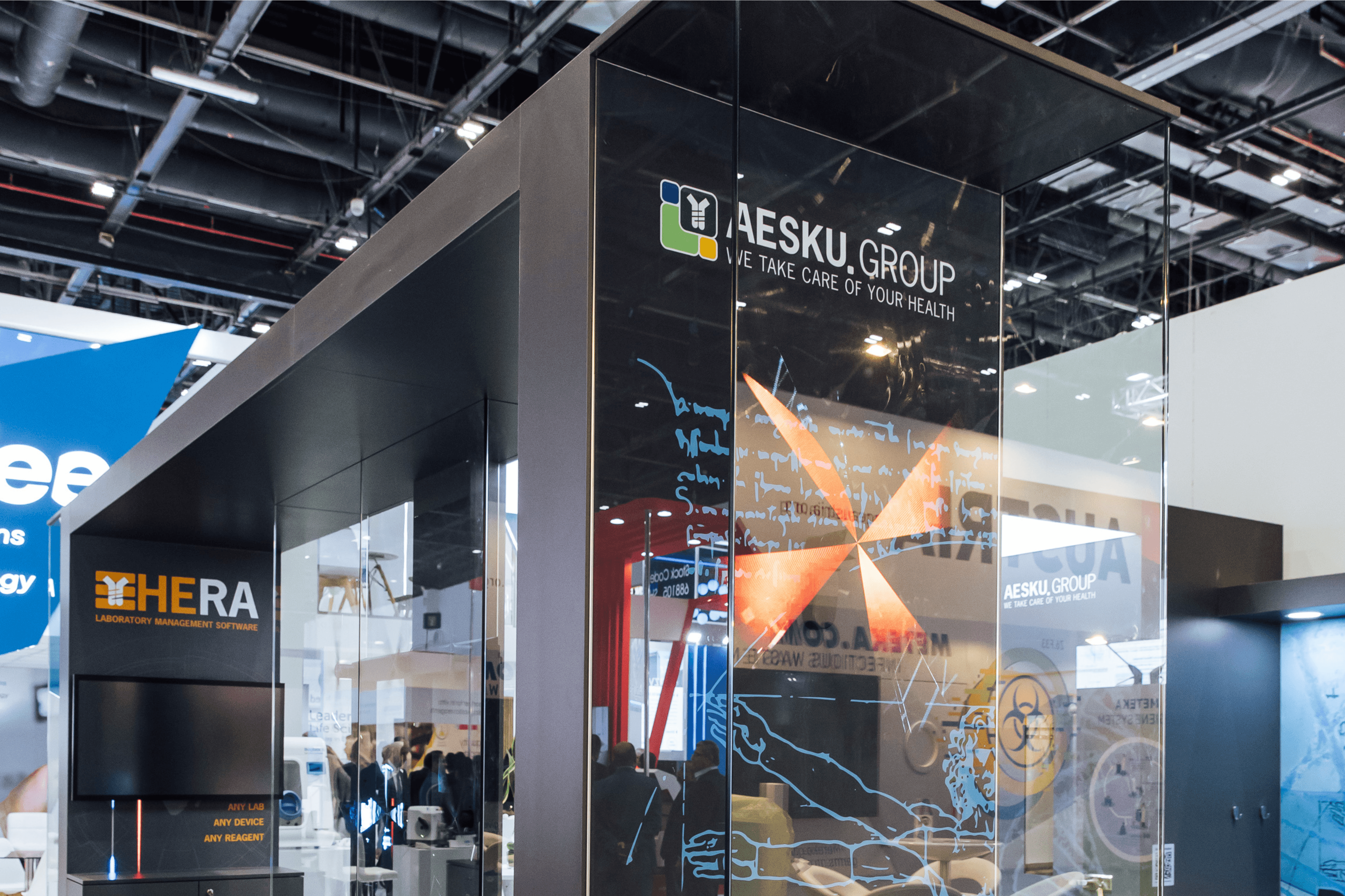 Aesku 48 sqm exhibition stand at Medlab Middle East by Messe.ae