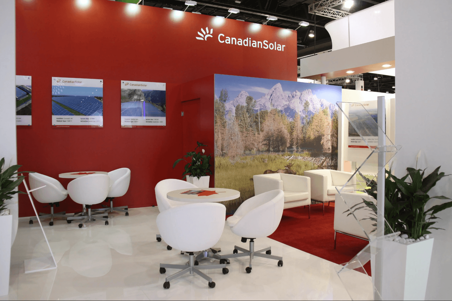 Canadian Solar 60 sqm exhibition stand at World Future Energy Summit by Messe.ae