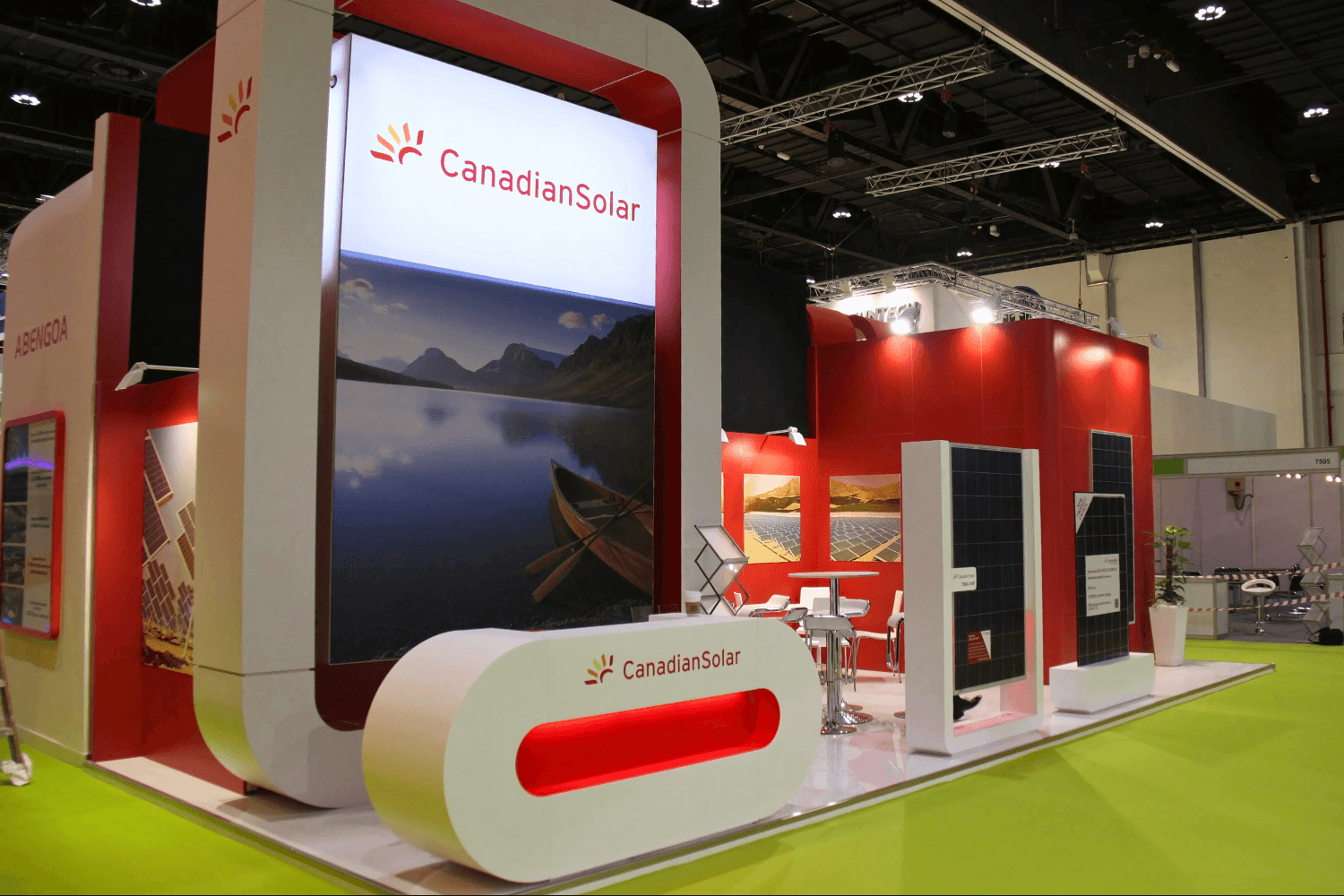 Canadian Solar 40 sqm exhibition stand at World Future Energy Summit by Messe.ae