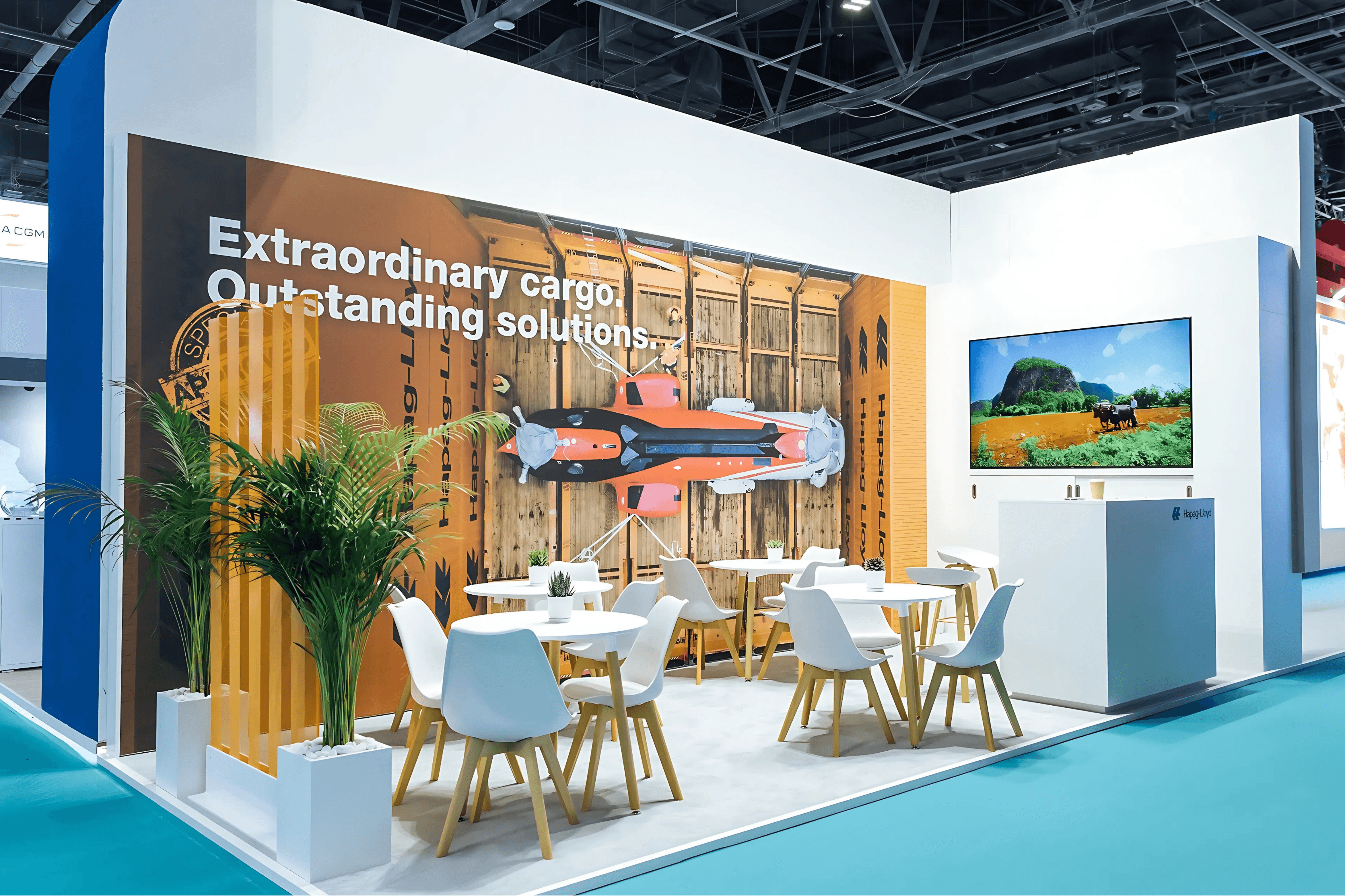 Hapag-Lloyd 21 sqm exhibition stand at Breakbulk by Messe.ae