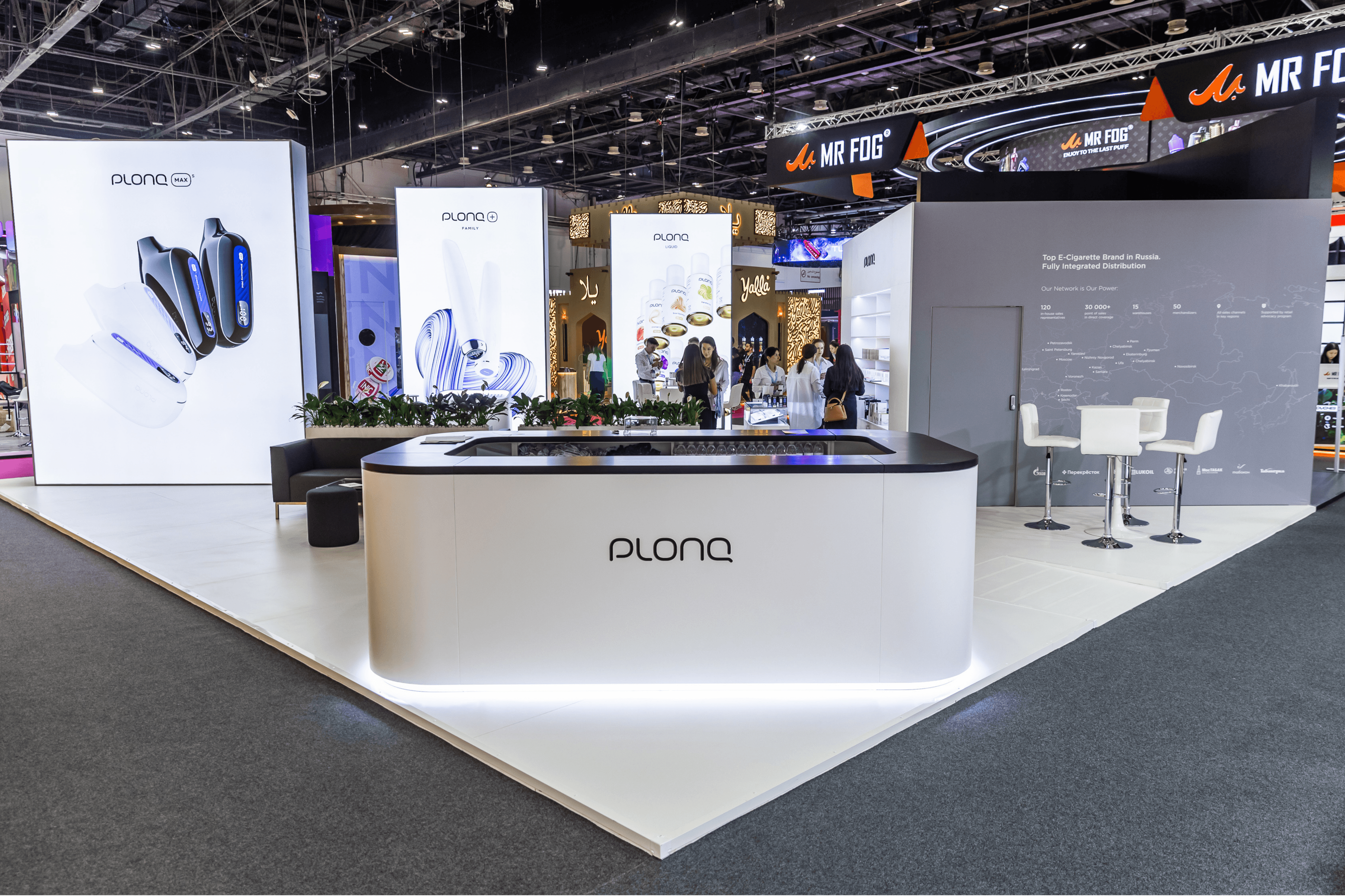 Flonq & Plonq 144 sqm exhibition stand at World Vape Show by Messe.ae
