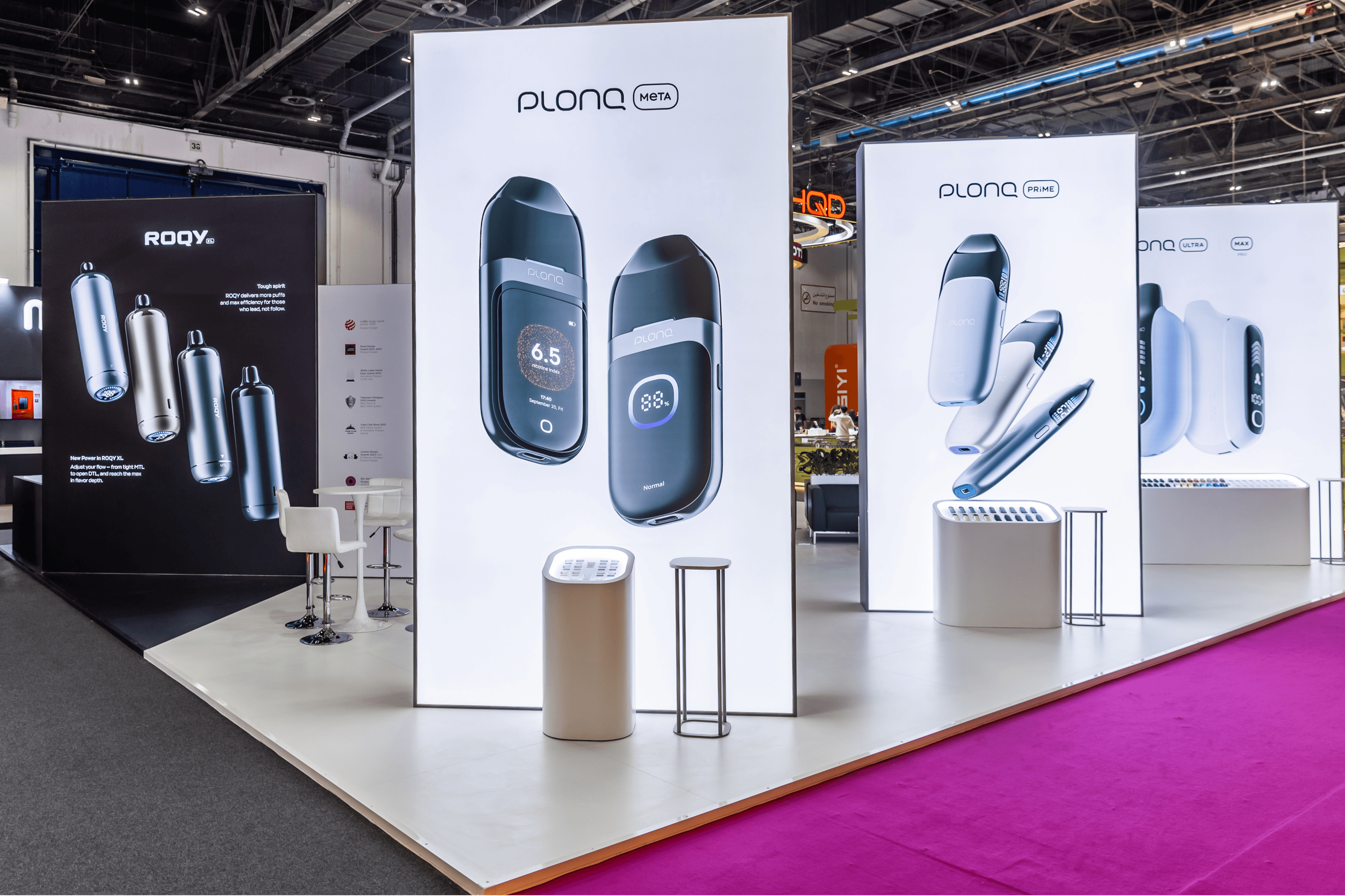 Flonq & Plonq 144 sqm exhibition stand at World Vape Show by Messe.ae