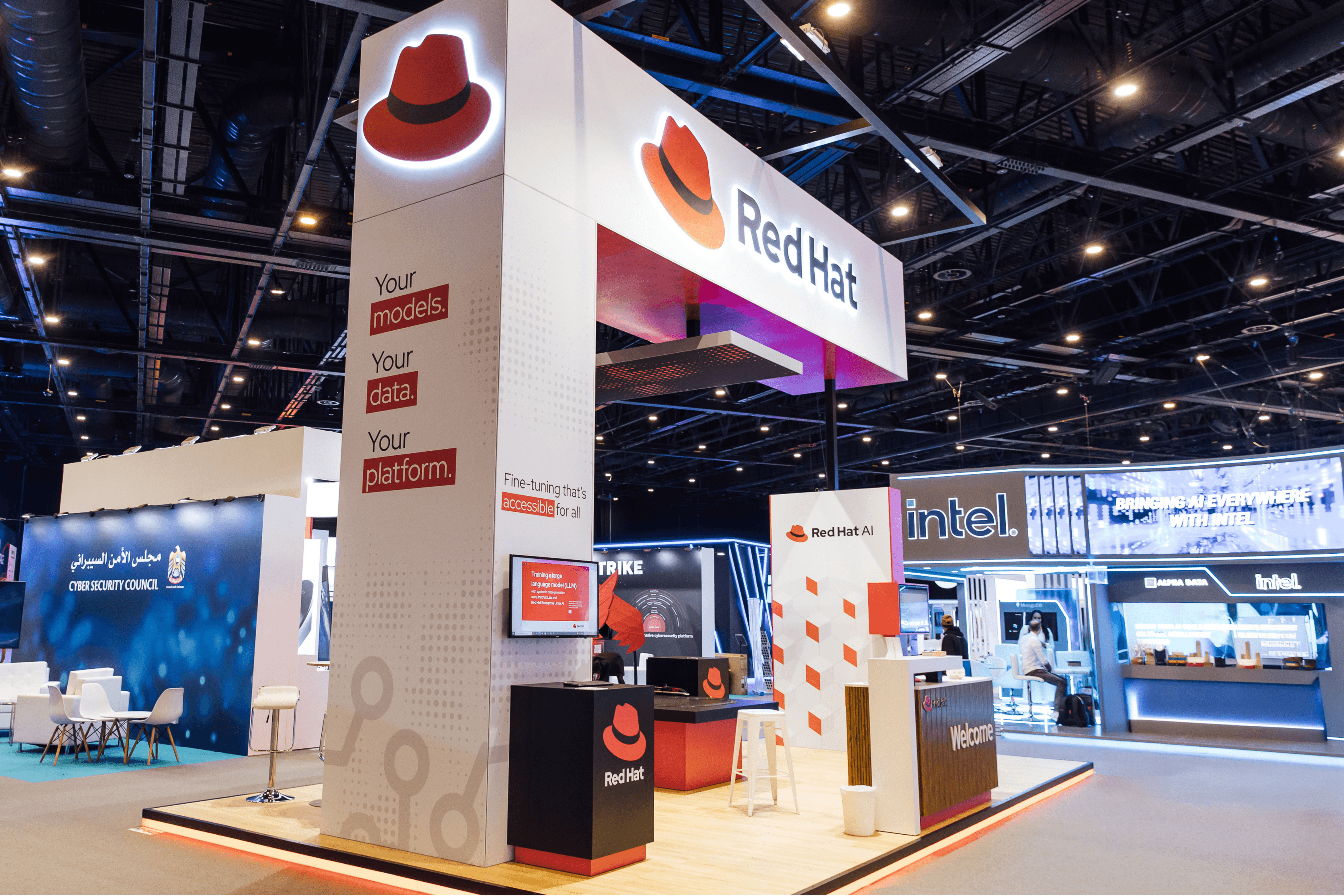 Red Hat 40 sqm exhibition stand at Ai Everything Global by Messe.ae