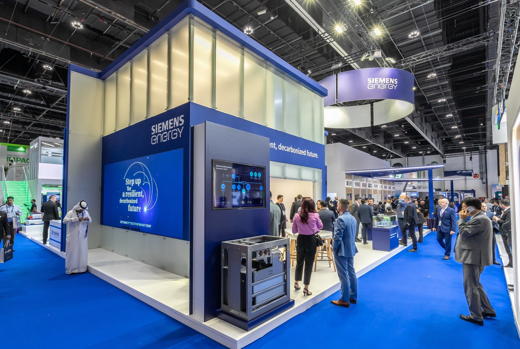 Siemens Energy 112.5 + 39 sqm exhibition stand at ADIPEC by Messe.ae
