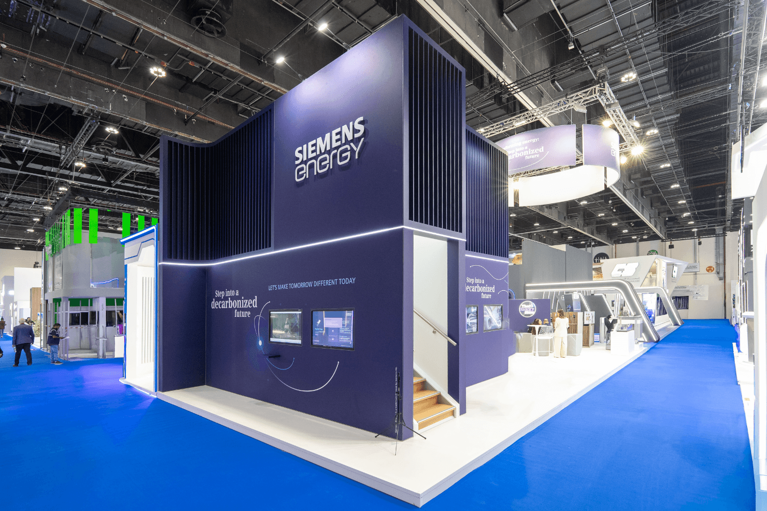 Siemens Energy 112.5 + 39 sqm exhibition stand at ADIPEC by Messe.ae