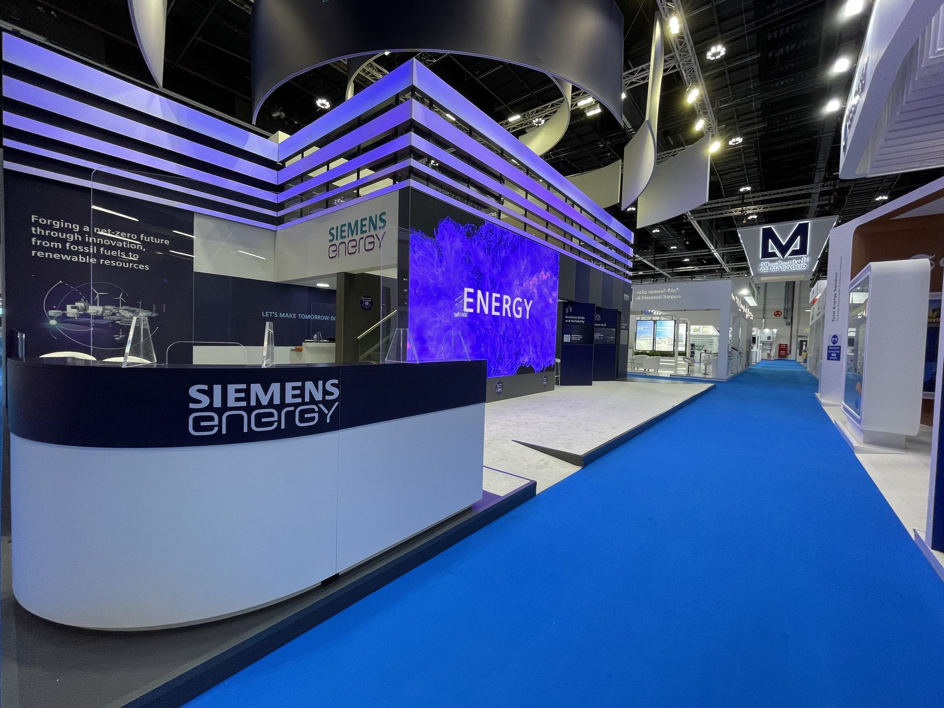 Siemens Energy 112.5 + 39 sqm exhibition stand at ADIPEC by Messe.ae