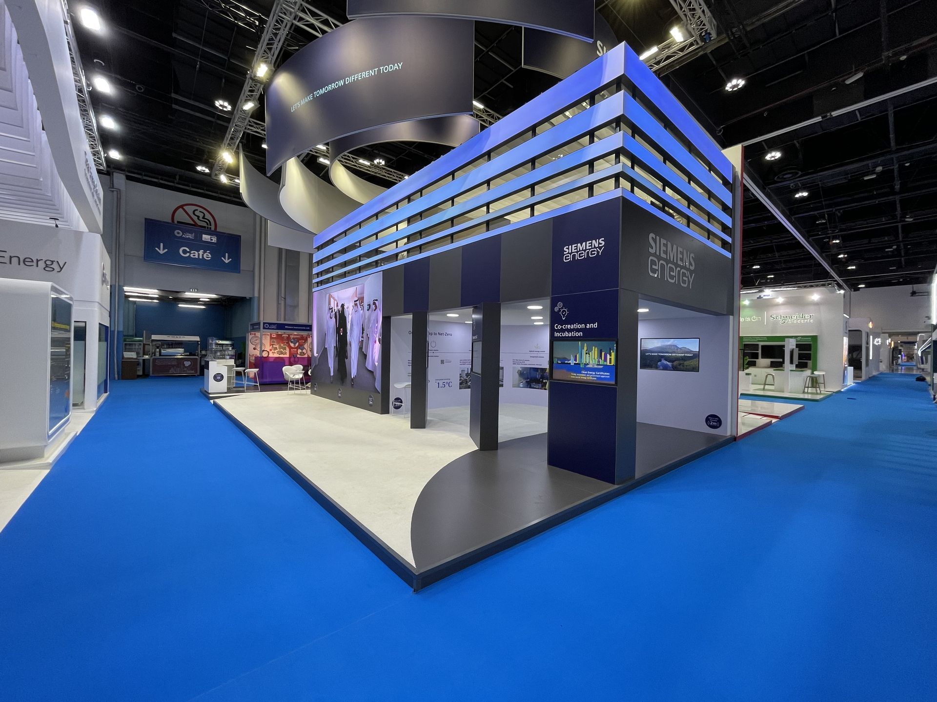 Siemens Energy 112.5 + 39 sqm exhibition stand at ADIPEC by Messe.ae