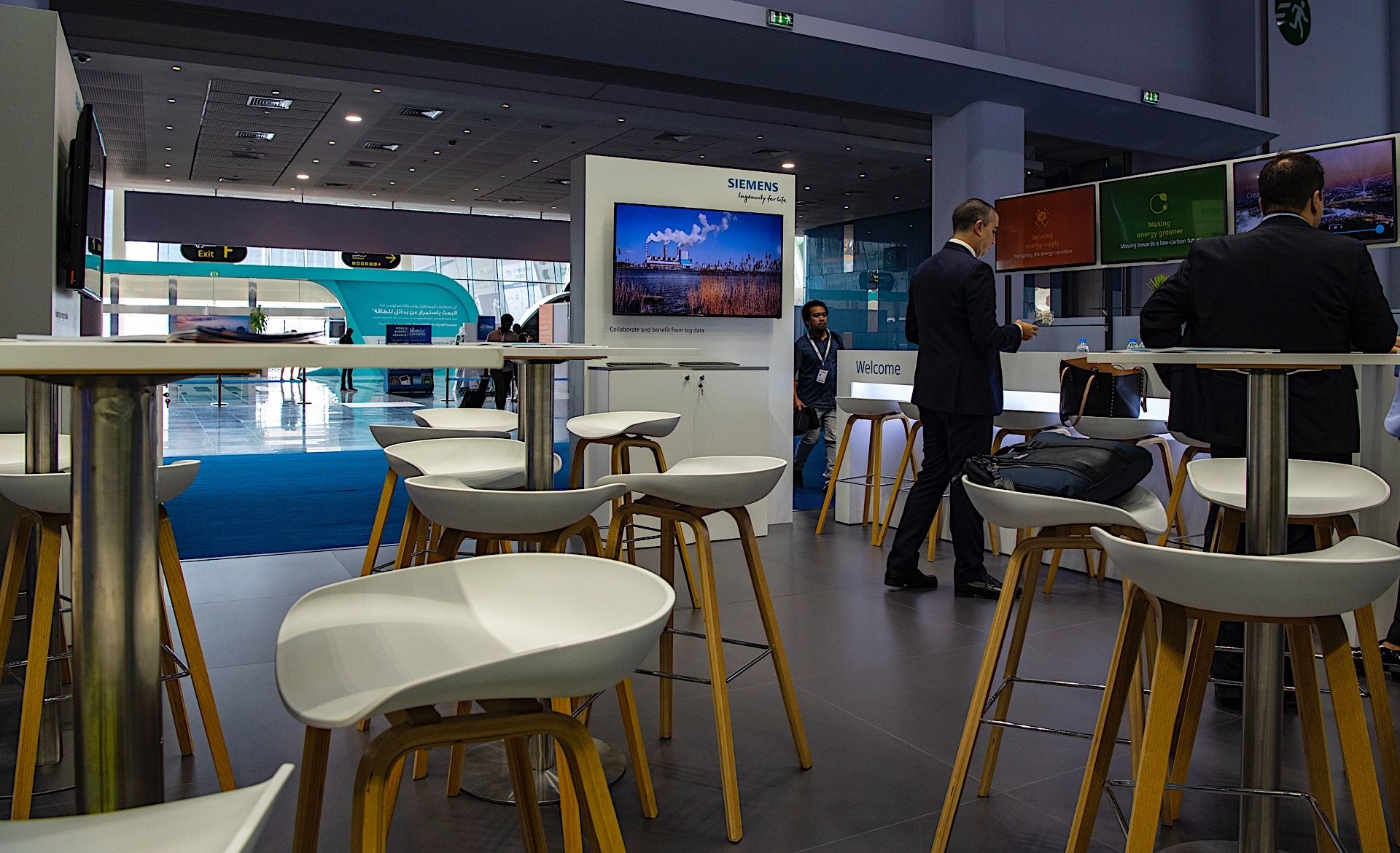 Siemens Industrial 120 sqm exhibition stand at World Energy Congress by Messe.ae