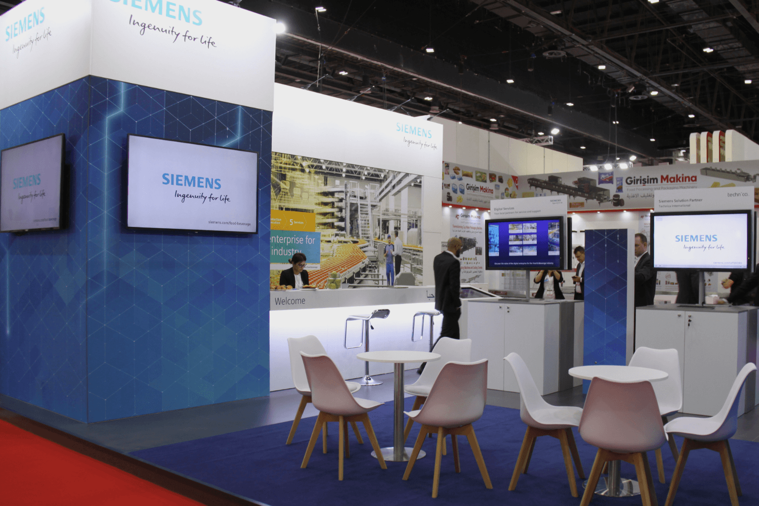 Siemens Industrial 64 sqm exhibition stand at Gulfood Manufacturing by Messe.ae