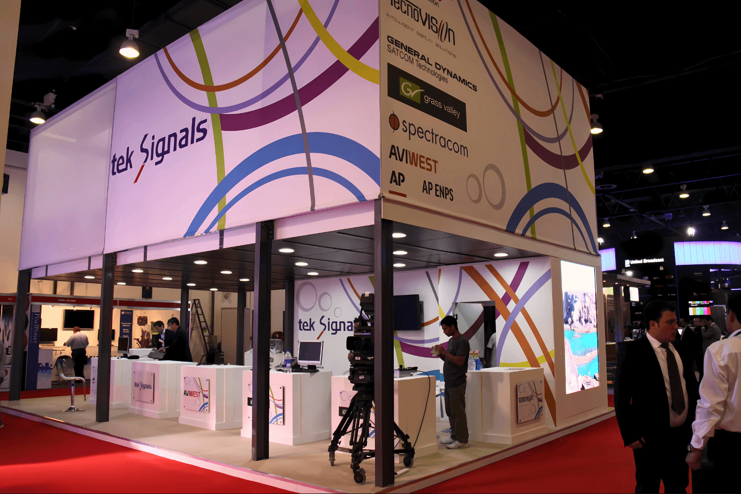 TekSignals 70 + 70 sqm exhibition stand at CABSAT by Messe.ae