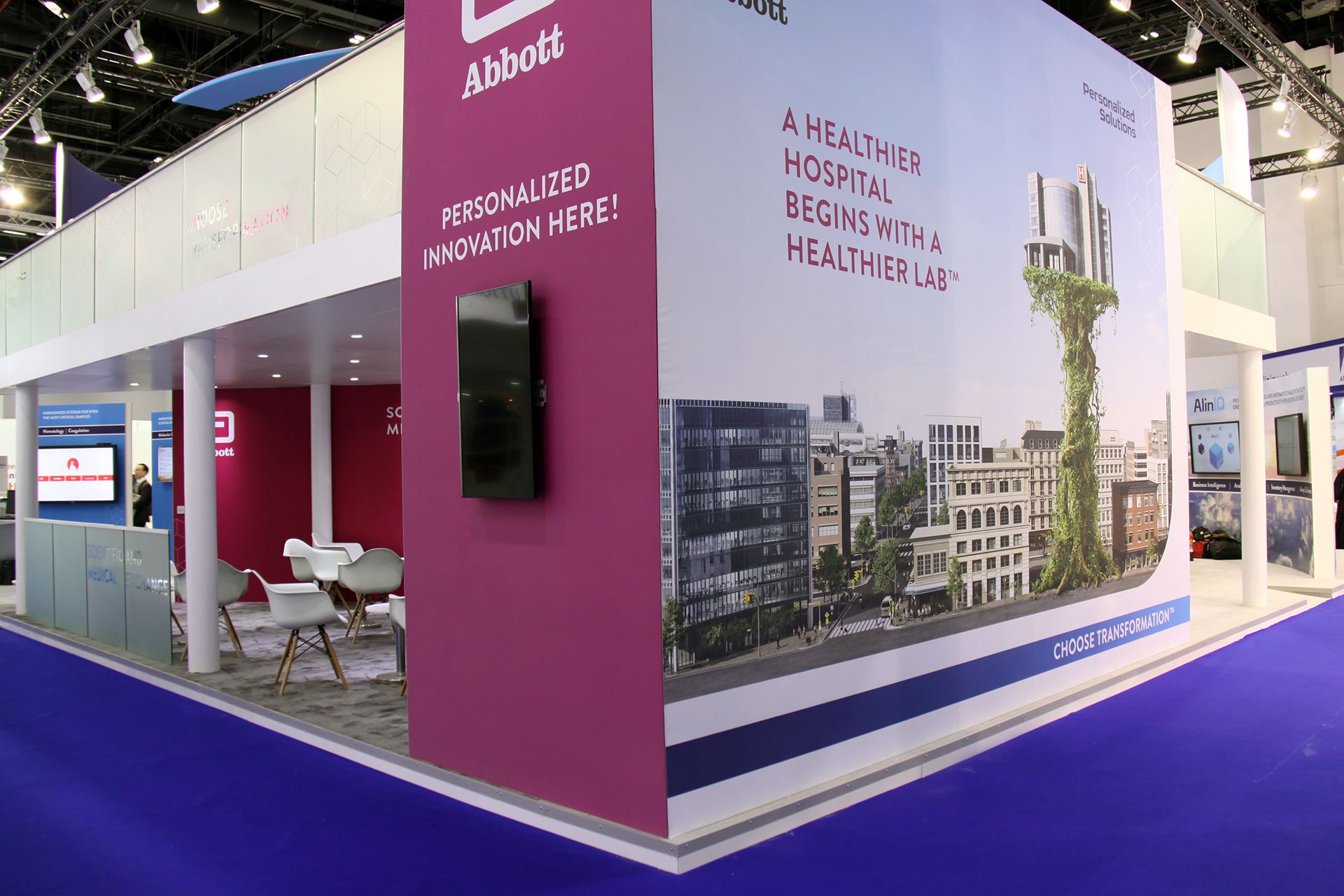 Abbott 203 sqm exhibition stand at Medlab Middle East by Messe.ae