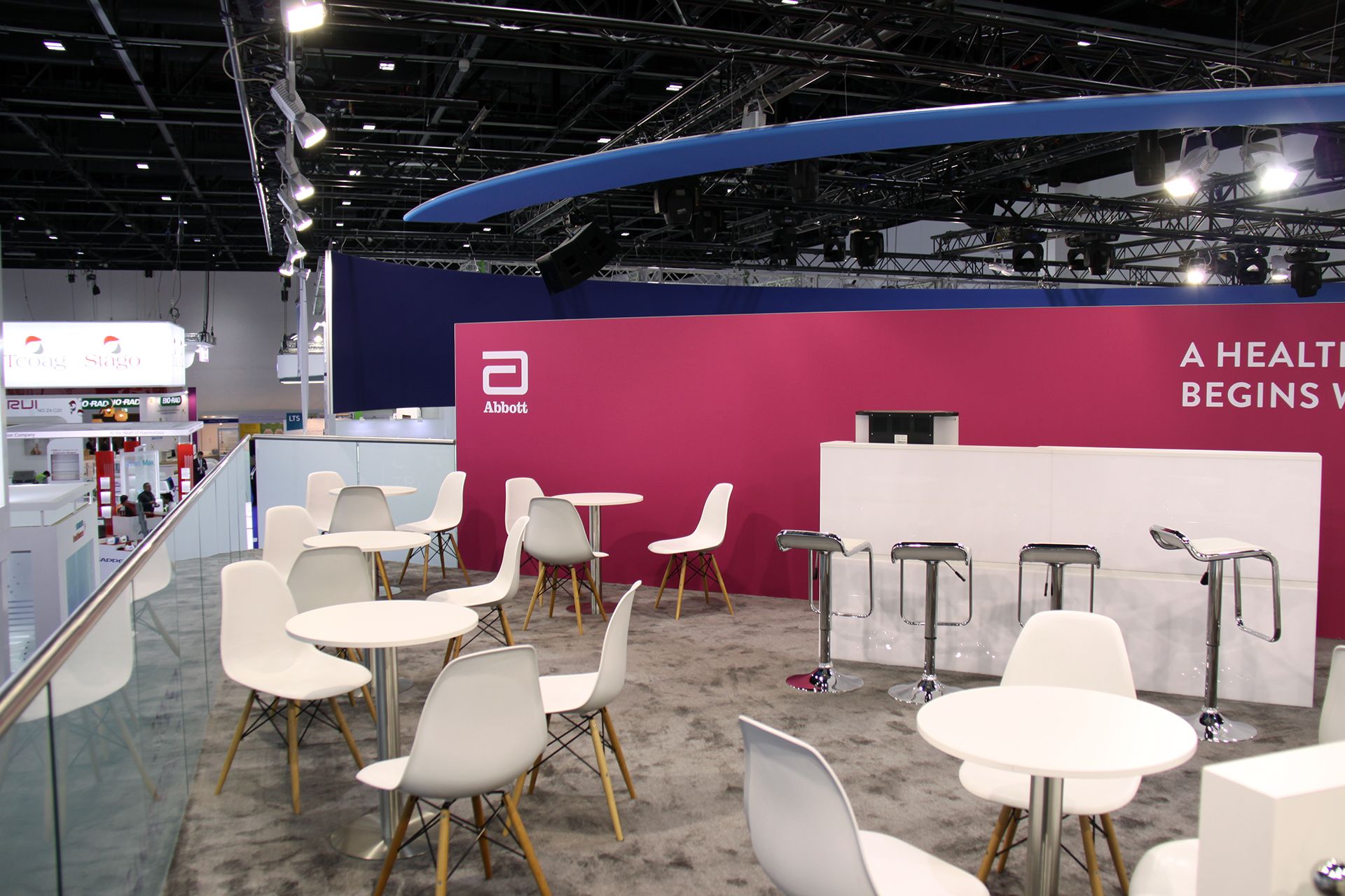 Abbott 203 sqm exhibition stand at Medlab Middle East by Messe.ae