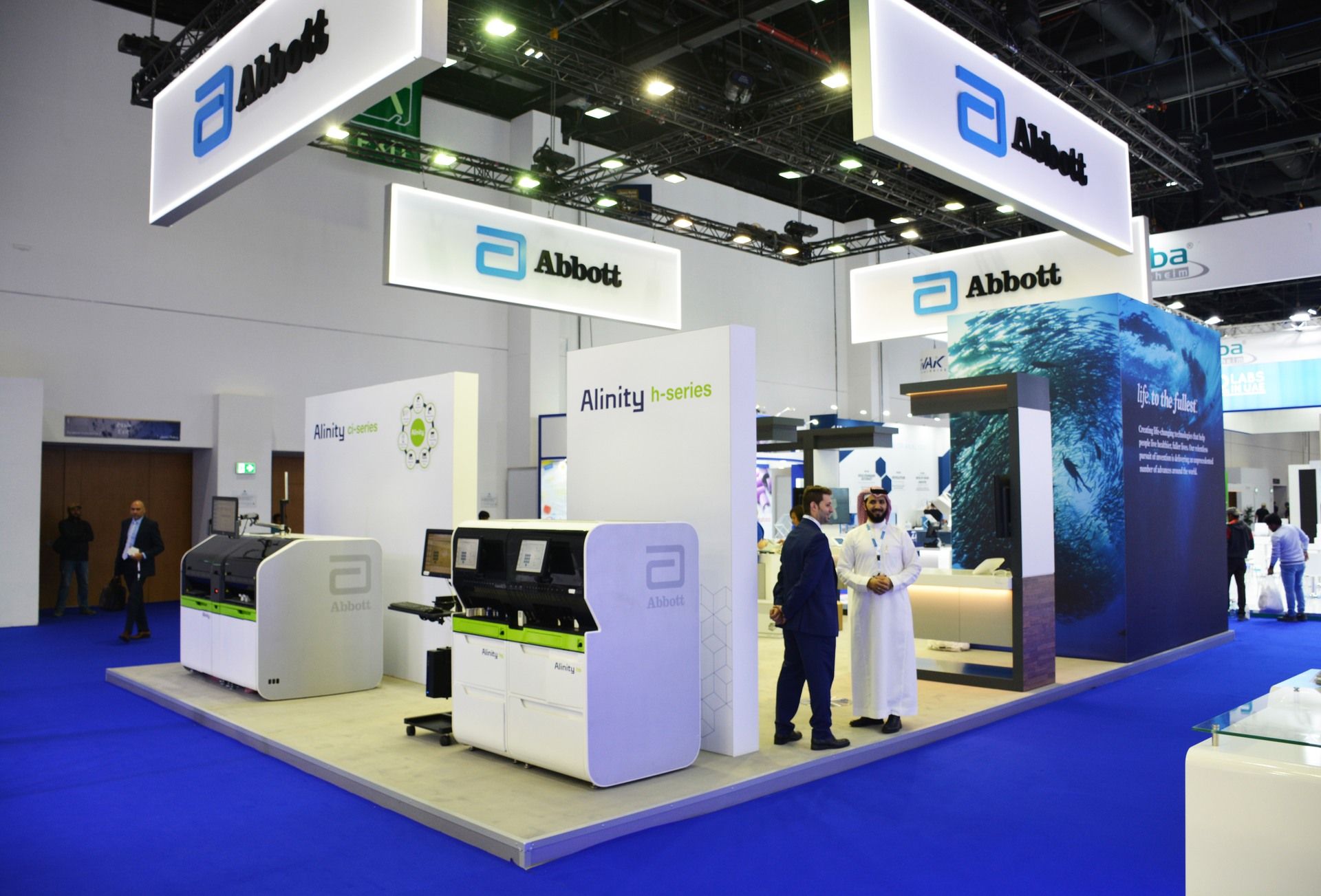Abbott 77 sqm exhibition stand at Medlab Middle East by Messe.ae