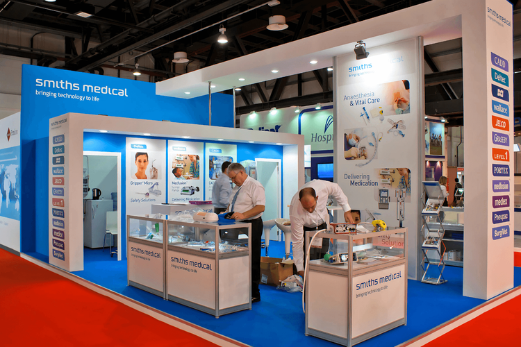 Smiths Medical 35 sqm exhibition stand at Arab Health by Messe.ae